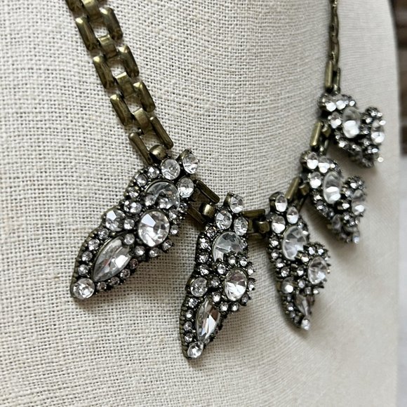 Unusual rhinestone necklace, antique gold metal, eye catching - Picture 2 of 9